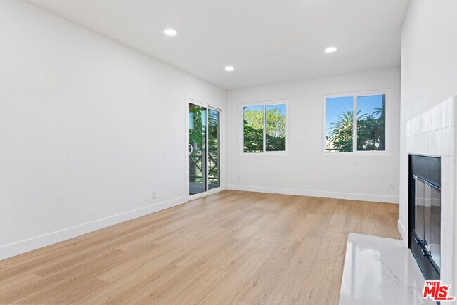 Building Photo - 5500 Torrance Blvd