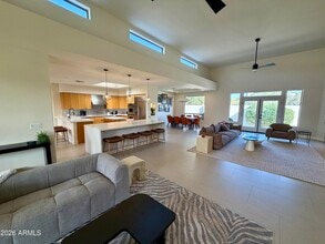 Building Photo - 6139 N 31st Ct