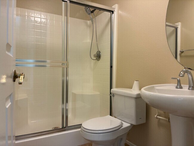 Building Photo - Stunning 4-bedroom hilltop residence nestled in the desirable upper Corona