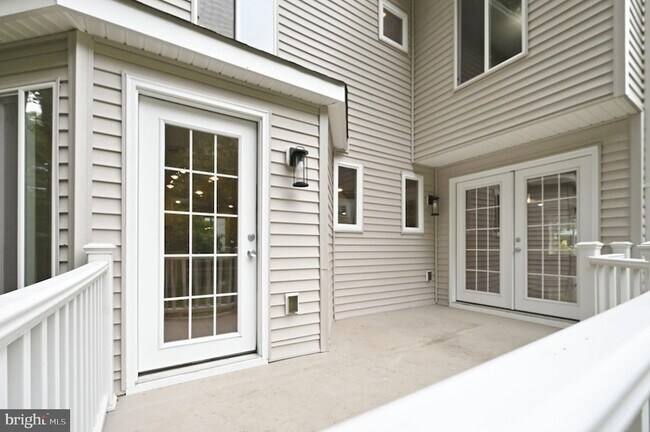 Building Photo - 8474 Ararat Ct
