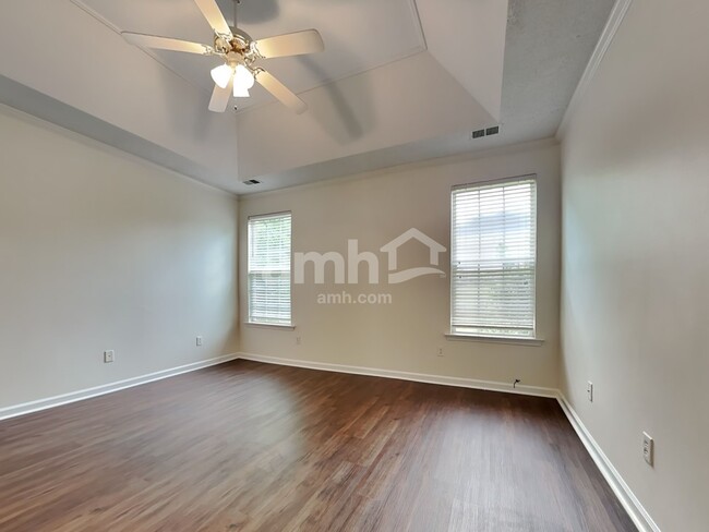 Building Photo - 101 Birkhall Cir