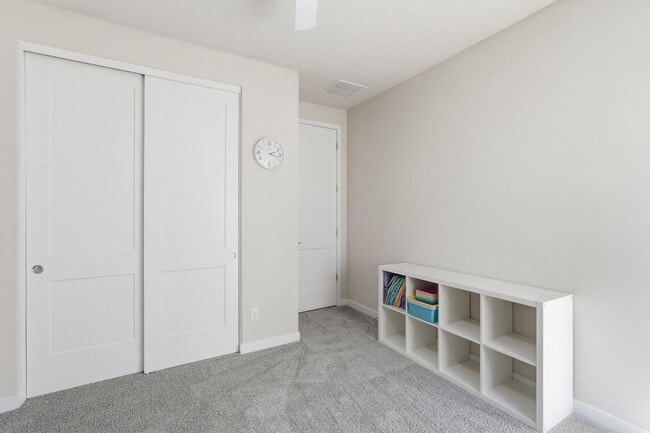 Building Photo - 1521 S Senate St