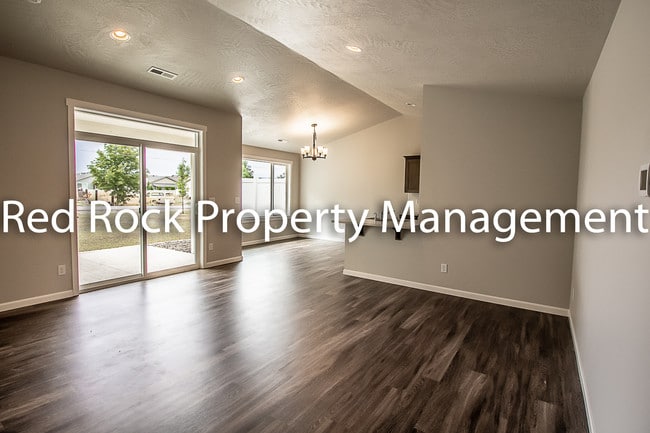 Building Photo - 16909 E Knox Ln