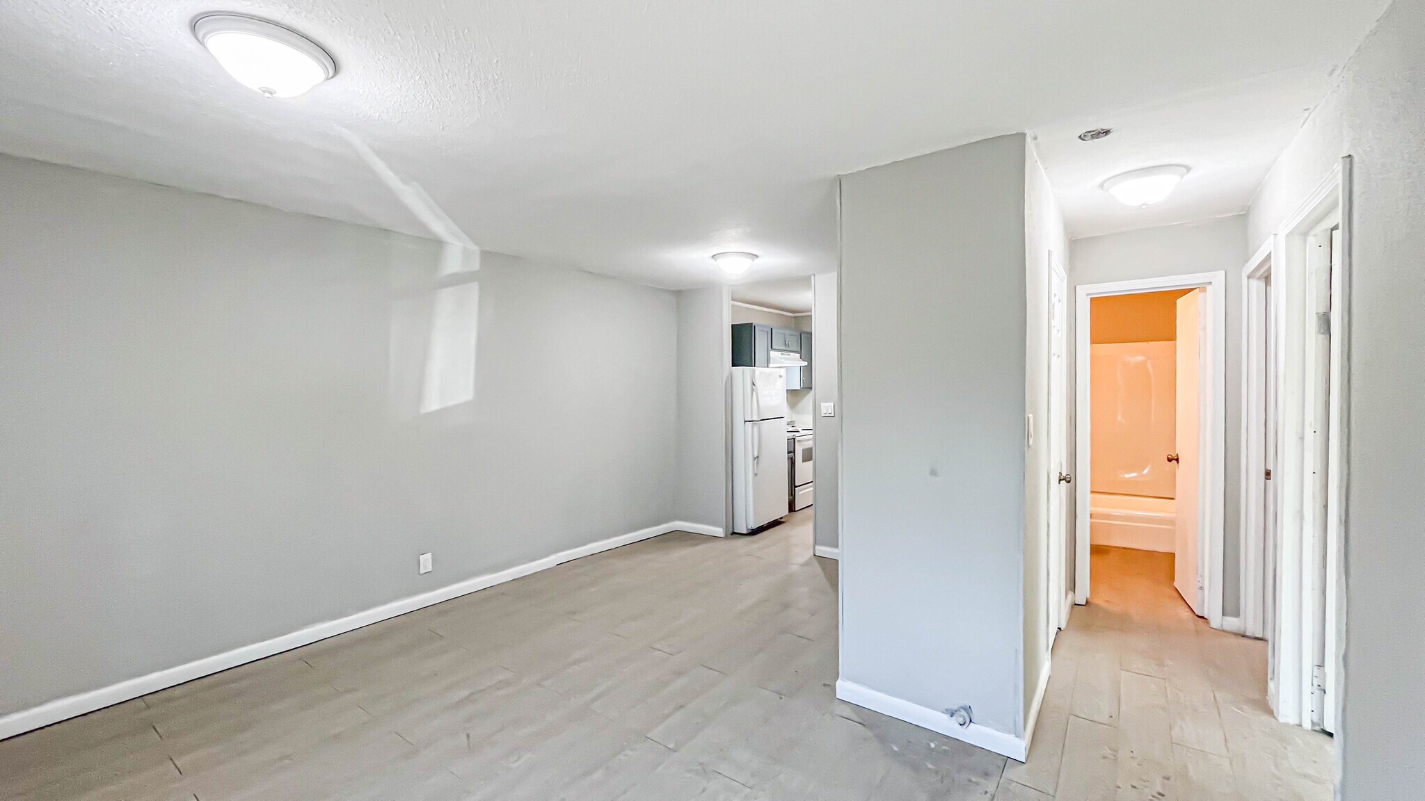 Building Photo - 1379 Sanford Ave