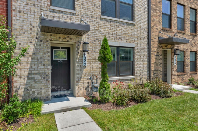 Building Photo - 4322 Roland Heights Ave