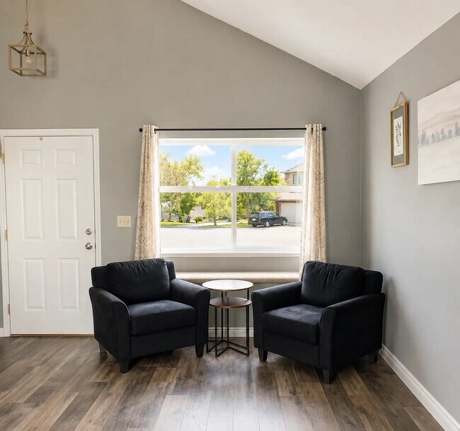 Building Photo - 6010 Barnacle Ct
