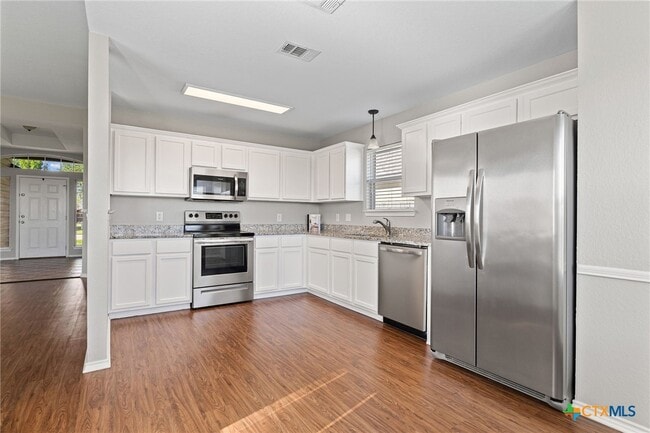Building Photo - 7915 Redbrush