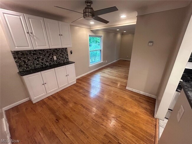Building Photo - 20825 Farnsleigh Rd