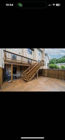 Building Photo - 2883 Kelly Sq
