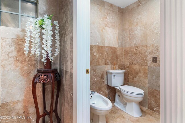 Building Photo - 1157 Creeks Edge Ct