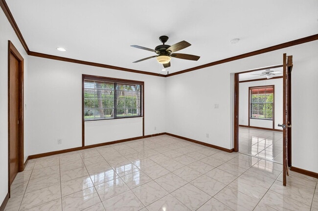 Building Photo - 2060 Tropic Isle