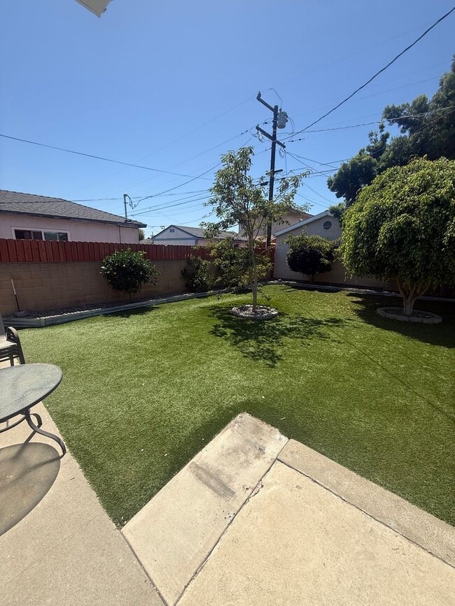 Building Photo - Charming Del Aire Home with A/C, Huge Backyard & Modern Upgrades!