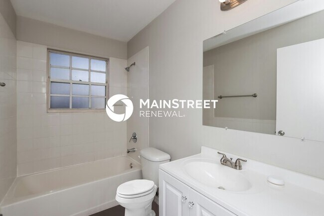 Building Photo - 3 Bedroom Pet-Friendly Home in PALM BAY, FL with Main Street Renewal