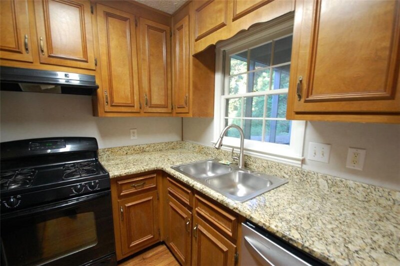 Building Photo - 5511 Burrus Ln