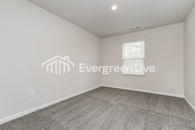 Building Photo - 119 Kingston Ct