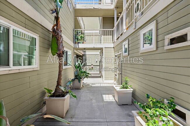 Building Photo - 4204 3rd Avenue