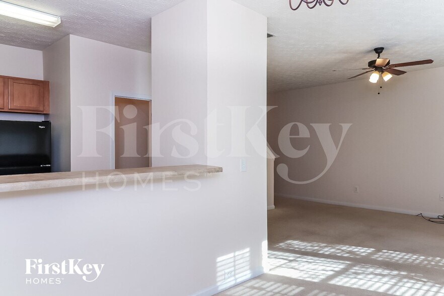 Building Photo - 2267 Baker Station Dr