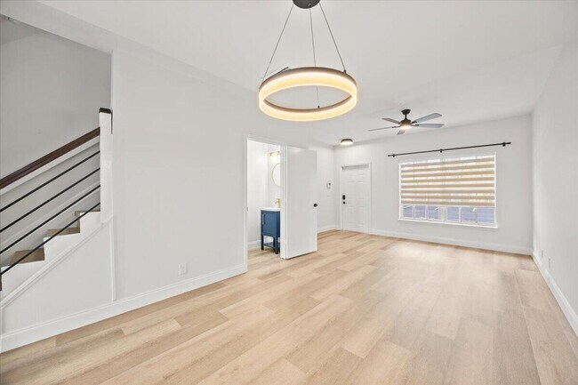 Building Photo - 3124 SW 49th St