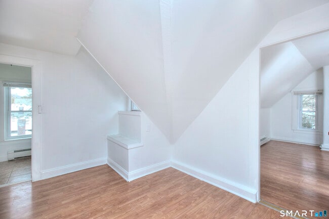 Building Photo - 56 Franklin St