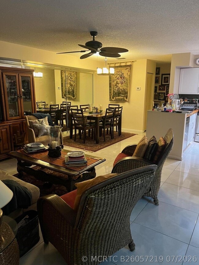 Building Photo - 14888 Wedgefield Dr