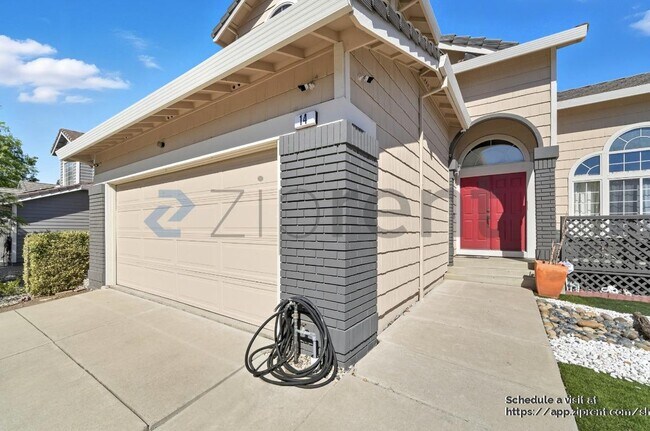 Building Photo - 14 Cider Mill Ct