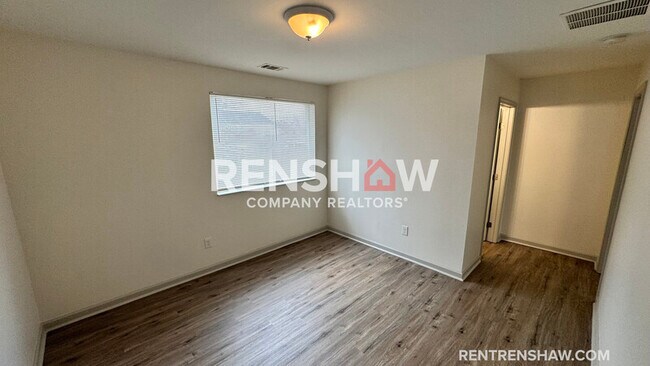 Building Photo - 288 Leath St