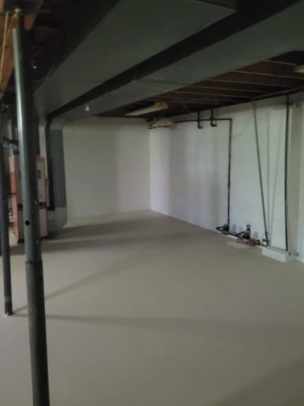 Building Photo - 8527 Kirsch Rd