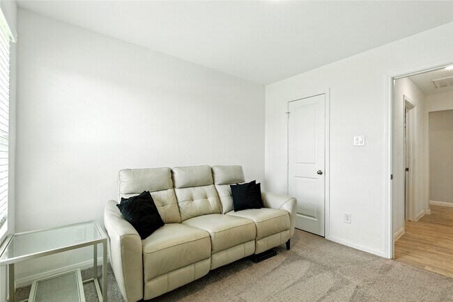 Building Photo - 244 Rd 5506