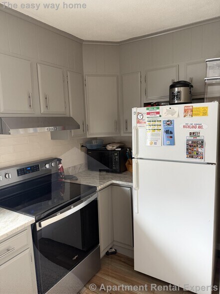 Building Photo - 65 Boston Ave