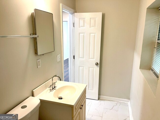 Building Photo - 5435 Winstead Ct SW