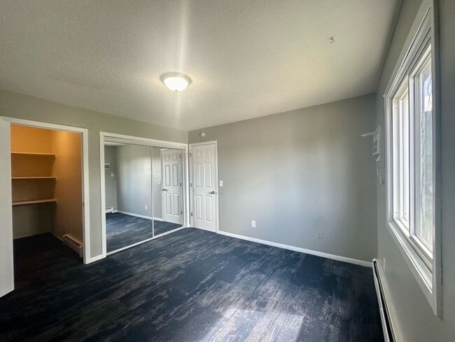 Building Photo - 3753 N Girard Ave