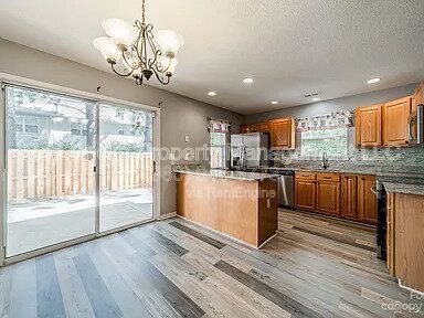 Building Photo - 11649 Boxer Ln