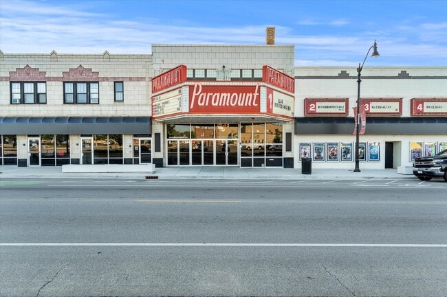Building Photo - 185 N Entrance Ave