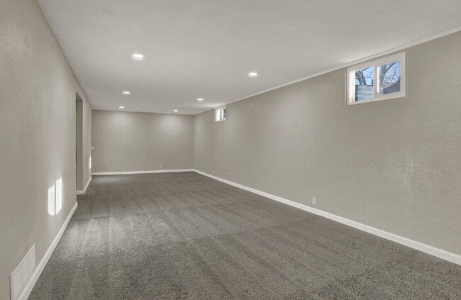 Building Photo - Westside Gem! 4 Beds, 3 Baths, Over 2,500 ...