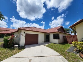 Building Photo - Southwest 113th Terrace, Pembroke Pines, FL 33025 - 2 BR 2 BA single-family home