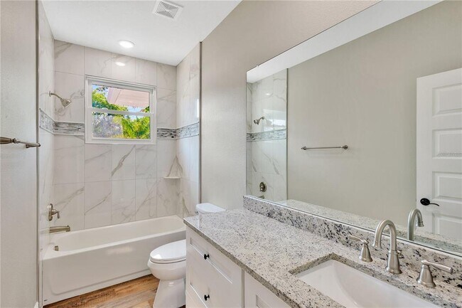 Building Photo - 1604 Rowland Dr