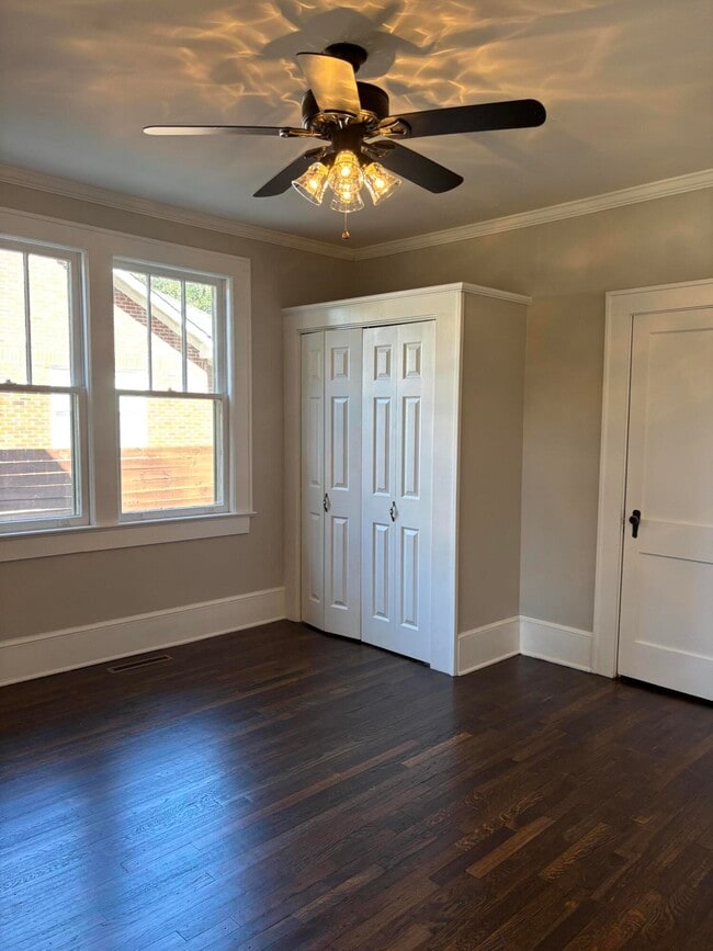 Building Photo - 41 W Charlotte Ave