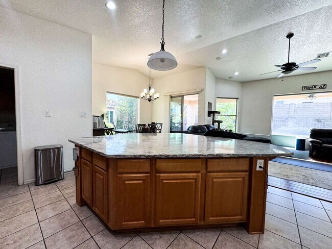 Building Photo - "Charming 3-Bedroom with 2 Full Bathroom  Pool Home in The Terraces!"