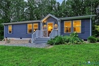 Building Photo - 104 Privacy Rd