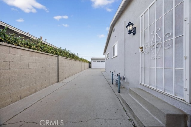 Building Photo - 4020 N Woodgrove Ave