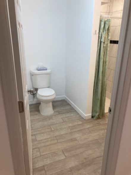 Building Photo - 2760 Eppinger Blvd