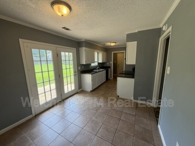 Building Photo - 4524 Port Royal Cove