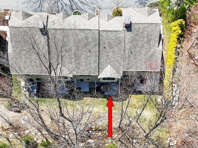Building Photo - 280 Boulder Ridge Rd