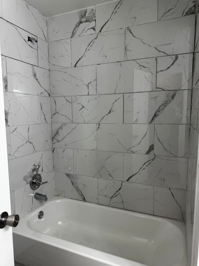 Building Photo - 4603 Guadalajara Dr