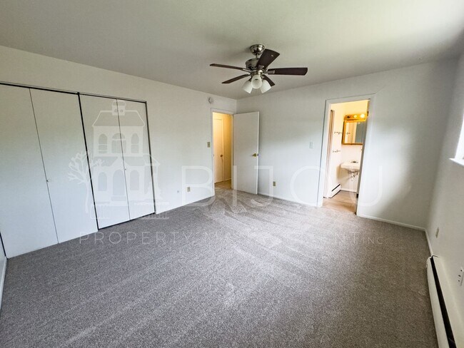 Building Photo - 206 Catalina Pl