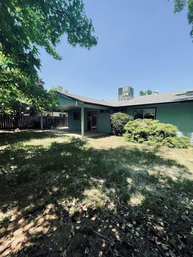 Building Photo - Remodeled Home in Starview Subdivision