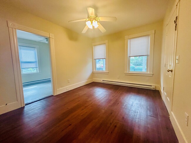 Living room - 5 Nashua St