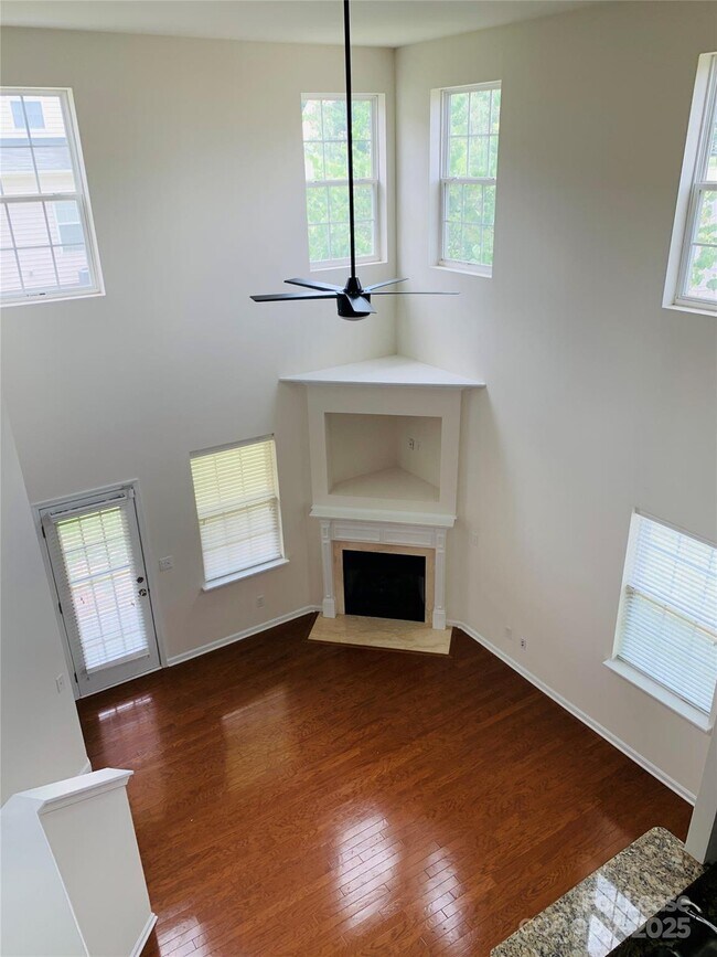 Building Photo - 14504 Grasslands Ct