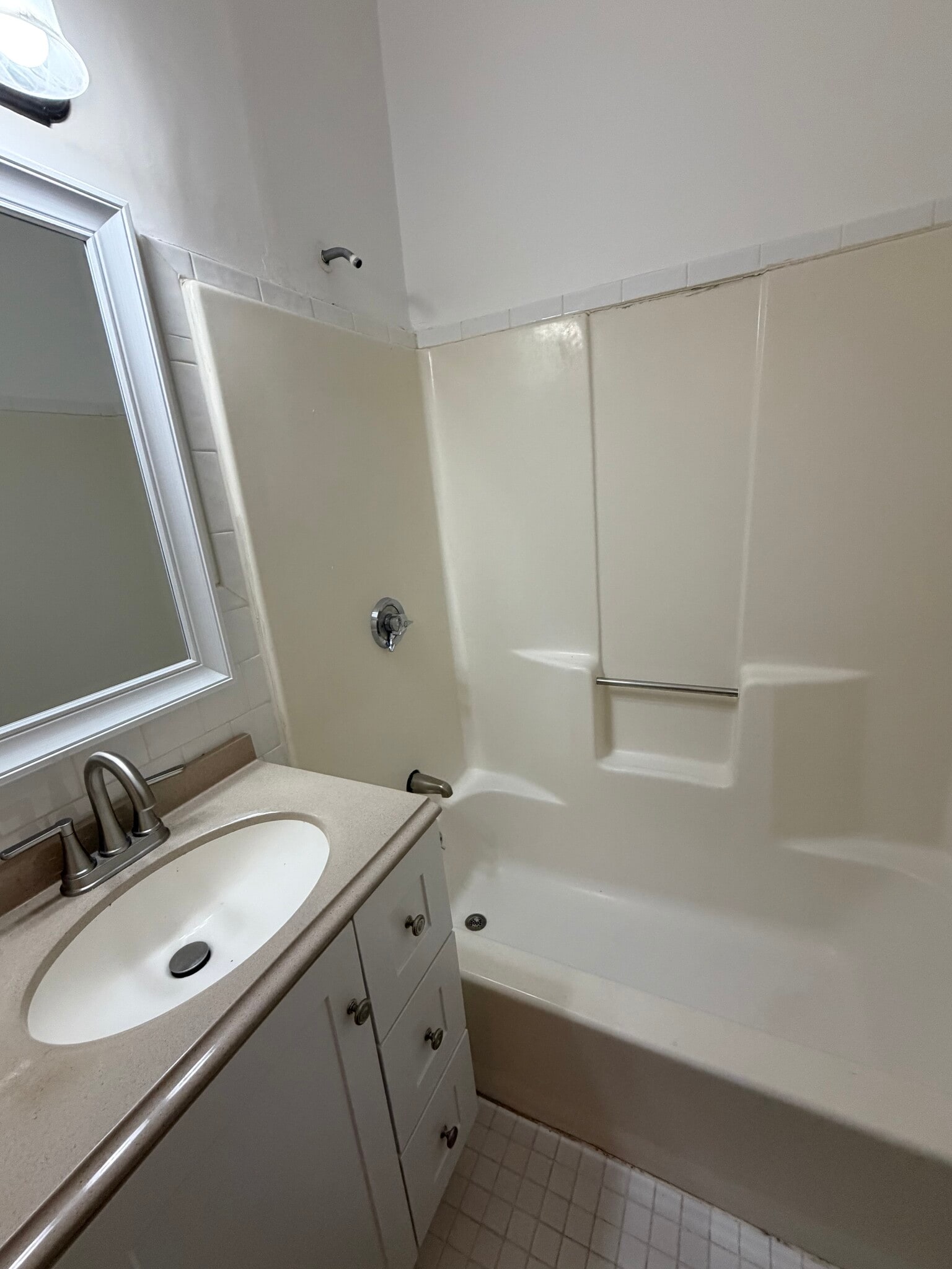 Bathroom - 43 Alpha Rd