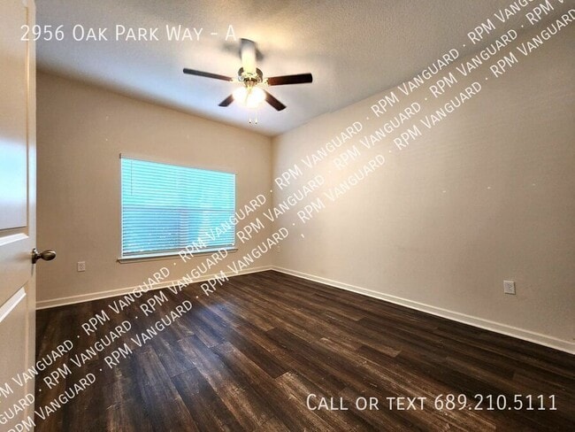Building Photo - 2956 Oak Park Way